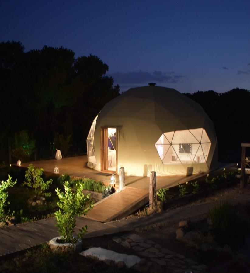 Domo Suites Masia Cal Geperut Badalona Exterior foto