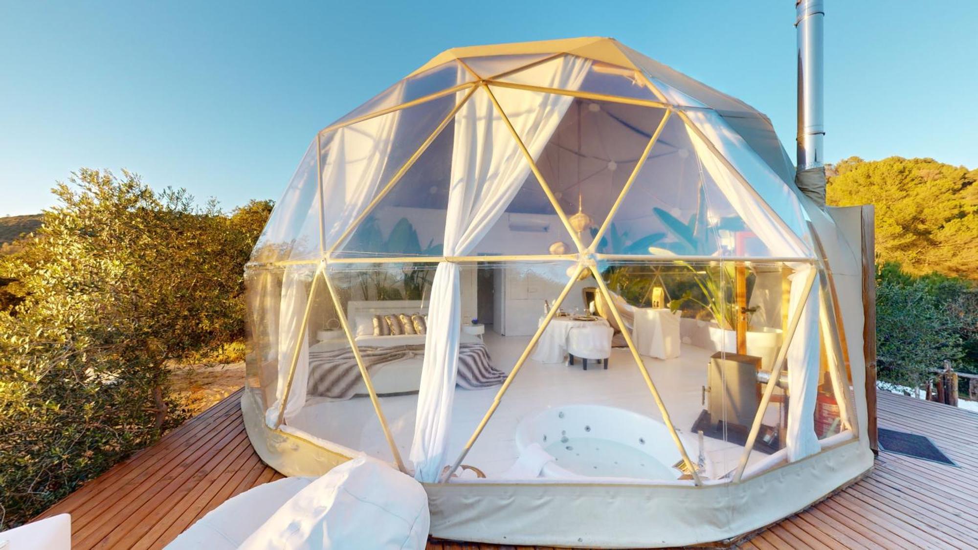 Domo Suites Masia Cal Geperut Badalona Exterior foto